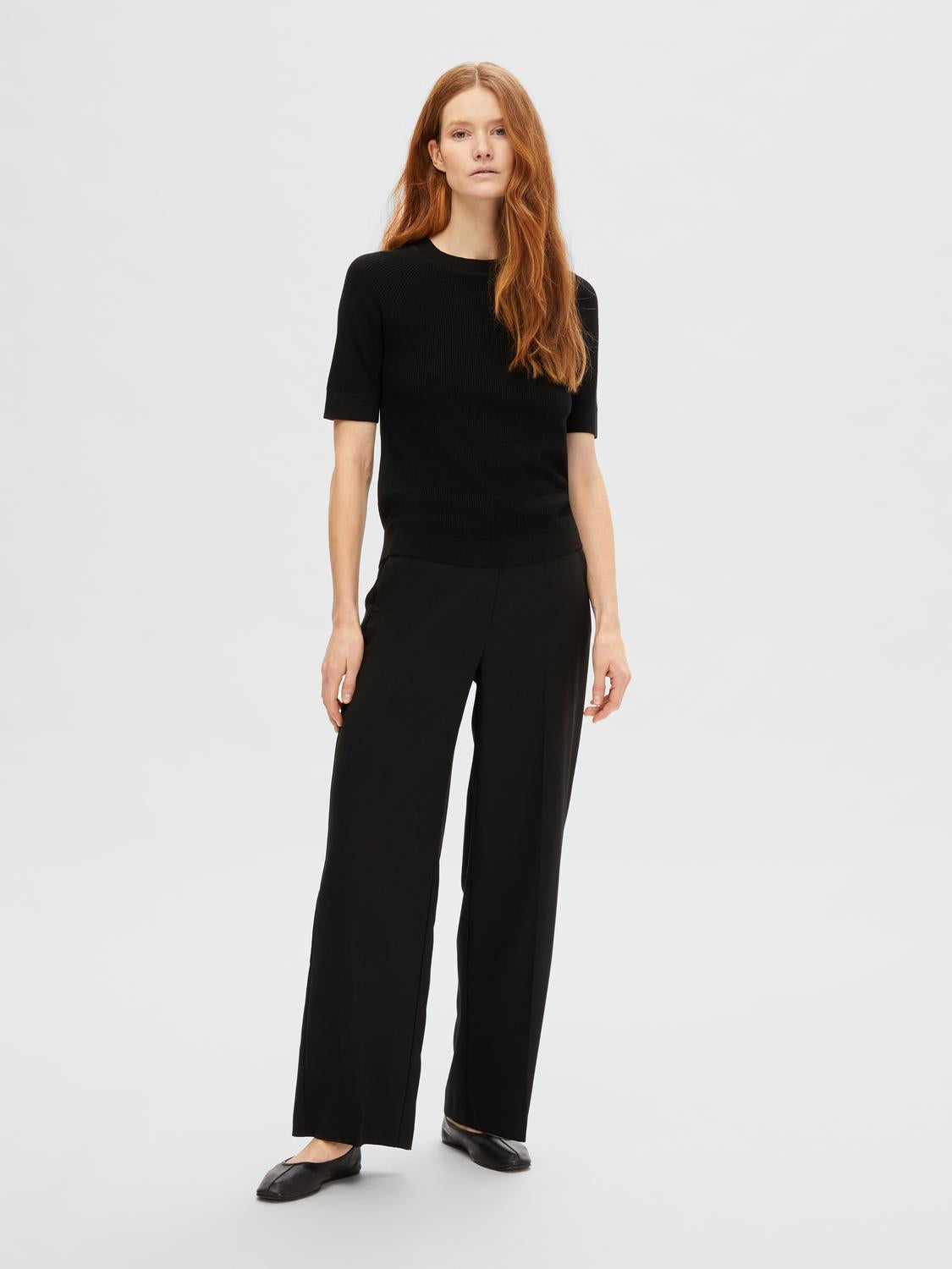 Elinna Topp - Sort