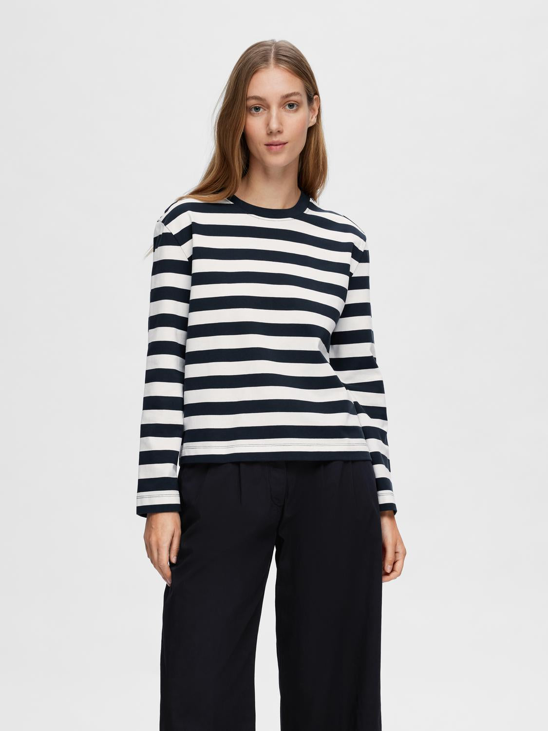 SELECTED FEMME - ESSENTIAL LS STRIPED BOXY T-Shirt - Dark Sapphire