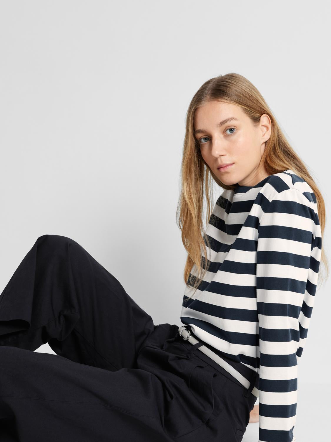 SELECTED FEMME - ESSENTIAL LS STRIPED BOXY T-Shirt - Dark Sapphire