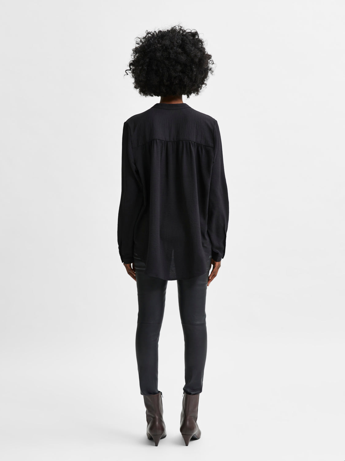 SELECTED FEMME -  MIVIA BLUSE - SORT